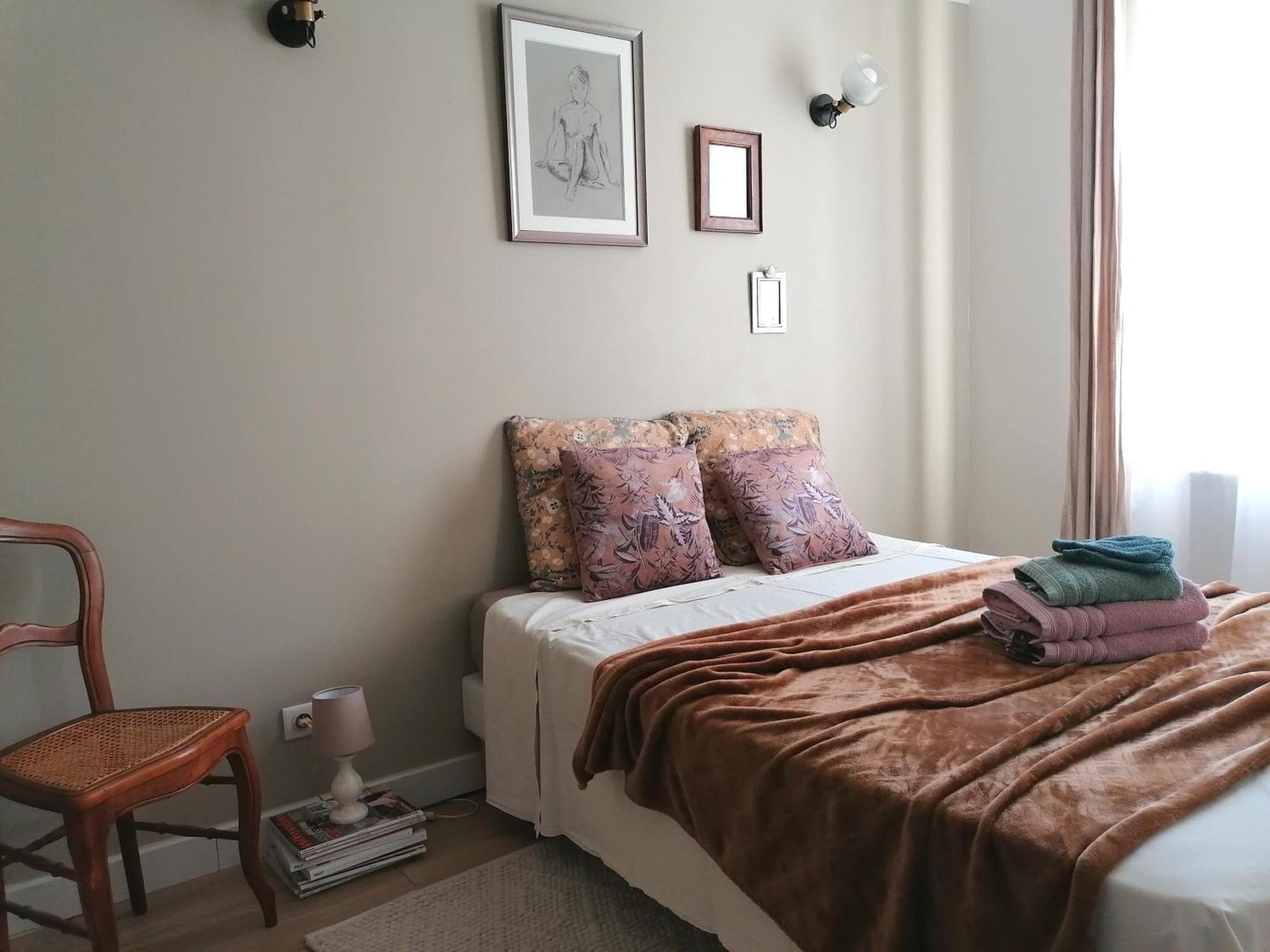 Charmante Suite Independante En Maison De Village 德龙河畔洛里奥勒 外观 照片
